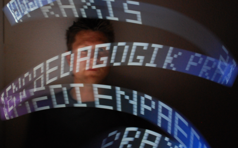 Mario schreibt Medienpädagogik-Praxis im Dunkeln Mario schreibt Medienpädagogik-Praxis im Dunkeln