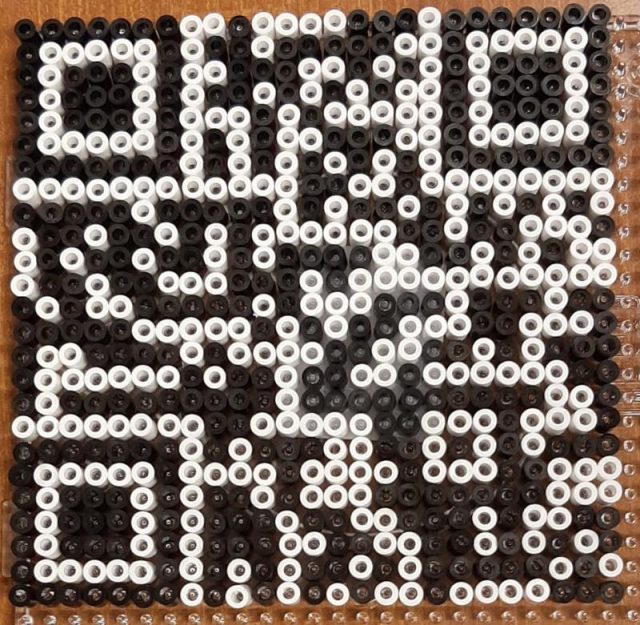 QR-Code aus Bügelperlen